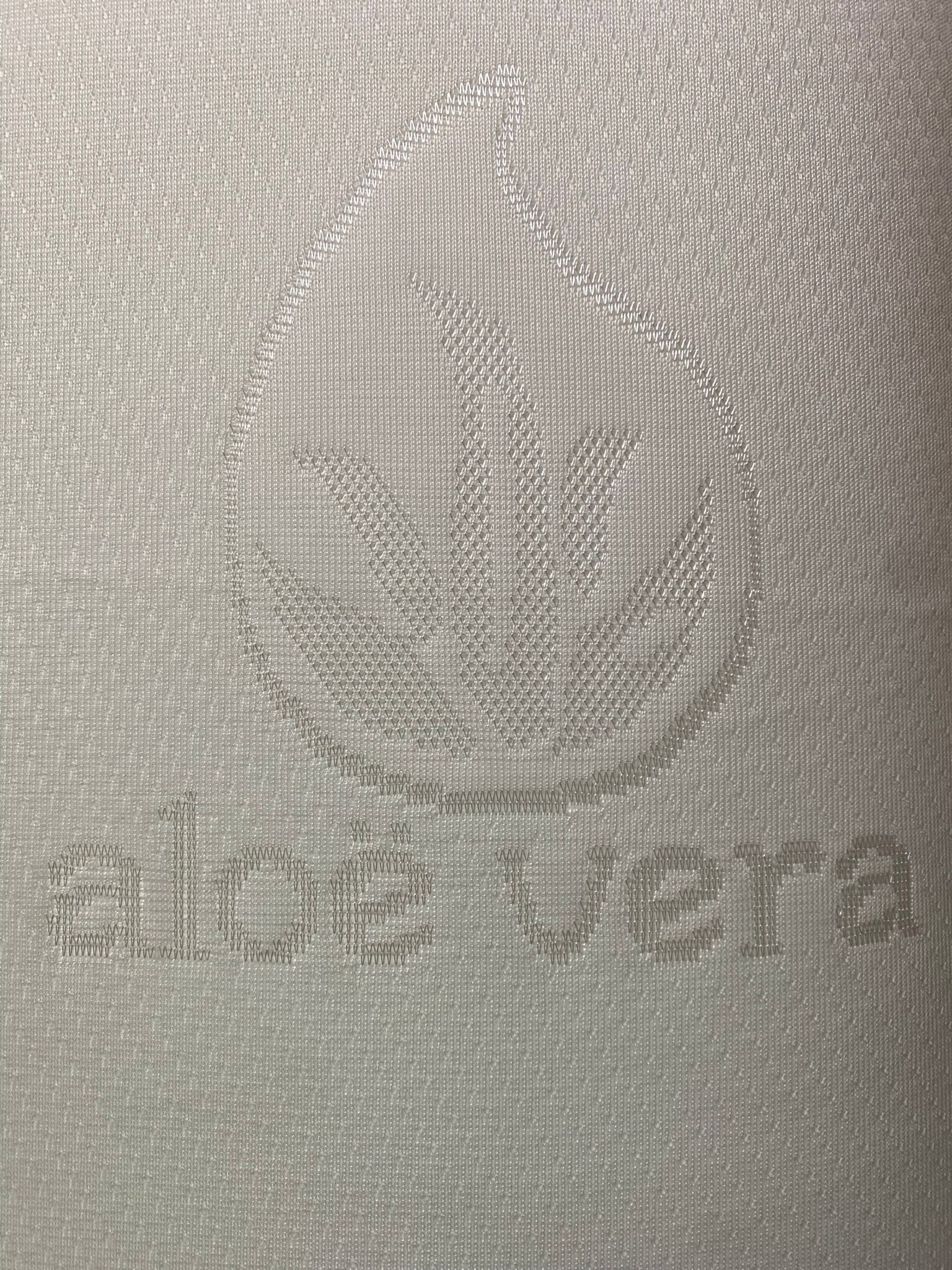 Almohada Viscoelastica núcleo 100% y funda de poliester lavable